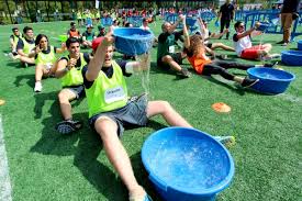 Team building ideje koje zaista povezuju tim (10 provjerenih aktivnosti)